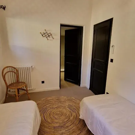 Chateau Les Boissieres Aux Portes D'uzes 26 Couchages Piscine Sauna En Bord De Riviere Cadre Exceptionnel *