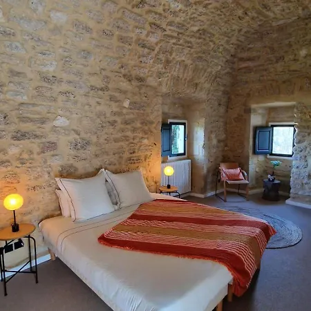 Βίλα Chateau Les Boissieres Aux Portes D'uzes 26 Couchages Piscine Sauna En Bord De Riviere Cadre Exceptionnel *