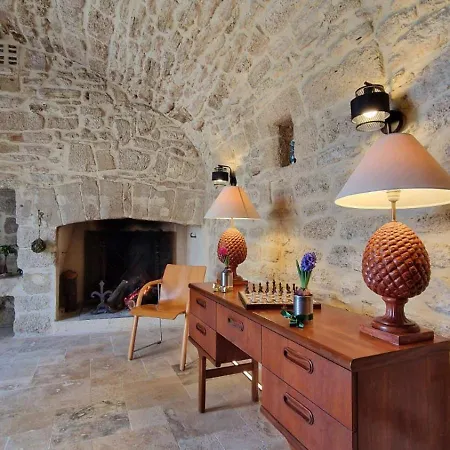Chateau Les Boissieres Aux Portes D'uzes 26 Couchages Piscine Sauna En Bord De Riviere Cadre Exceptionnel Βίλα *