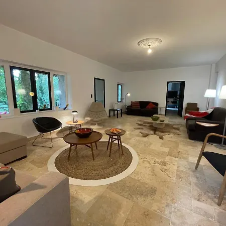 Chateau Les Boissieres Aux Portes D'uzes 26 Couchages Piscine Sauna En Bord De Riviere Cadre Exceptionnel Βίλα *