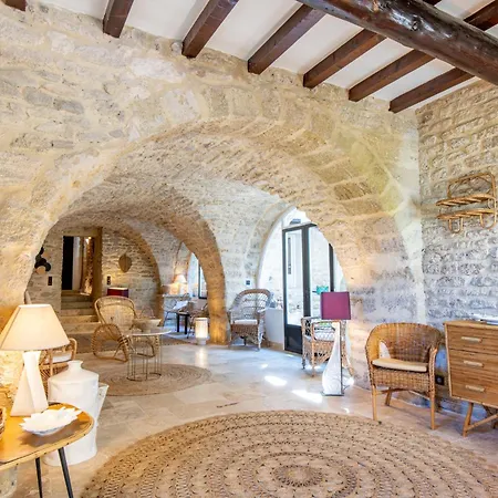 Chateau Les Boissieres Aux Portes D'uzes 26 Couchages Piscine Sauna En Bord De Riviere Cadre Exceptionnel *