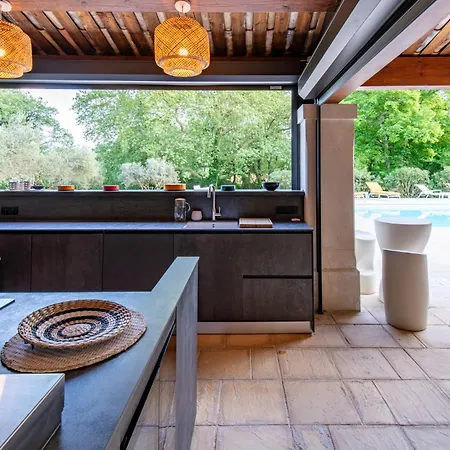 Chateau Les Boissieres Aux Portes D'uzes 26 Couchages Piscine Sauna En Bord De Riviere Cadre Exceptionnel Βίλα Sagriès