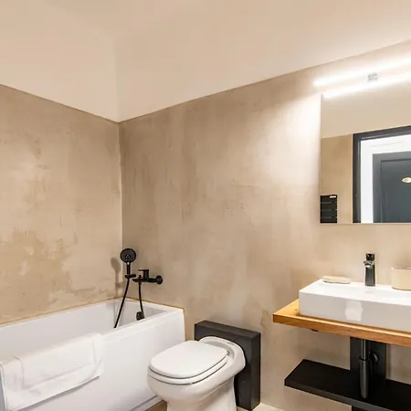 Chateau Les Boissieres Aux Portes D'uzes 26 Couchages Piscine Sauna En Bord De Riviere Cadre Exceptionnel Sagriès