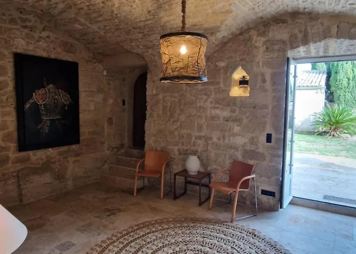 Willa Chateau Les Boissieres Aux Portes D'uzes 26 Couchages Piscine Sauna En Bord De Riviere Cadre Exceptionnel