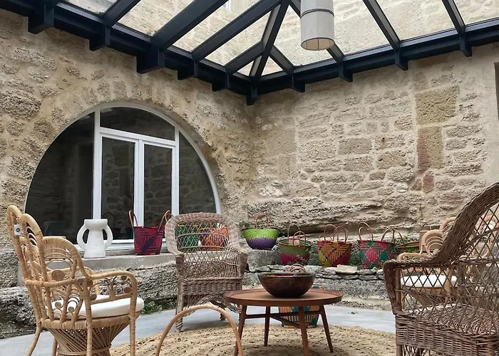 Willa Chateau Les Boissieres Aux Portes D'uzes 26 Couchages Piscine Sauna En Bord De Riviere Cadre Exceptionnel *