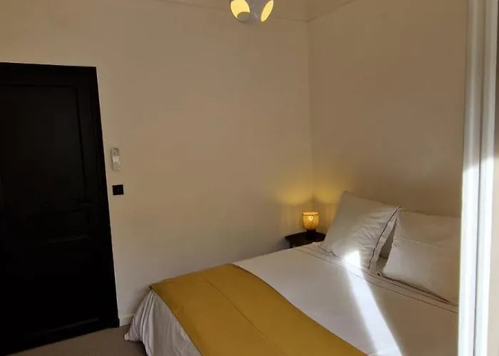 Chateau Les Boissieres Aux Portes D'uzes 26 Couchages Piscine Sauna En Bord De Riviere Cadre Exceptionnel Sagriès