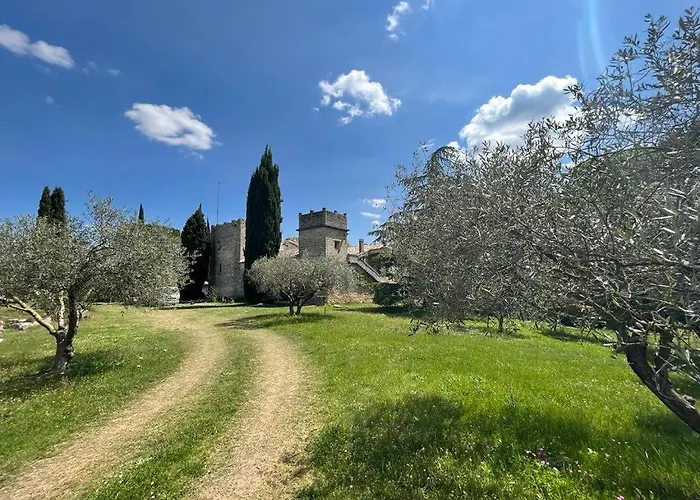 Willa Chateau Les Boissieres Aux Portes D'uzes 26 Couchages Piscine Sauna En Bord De Riviere Cadre Exceptionnel