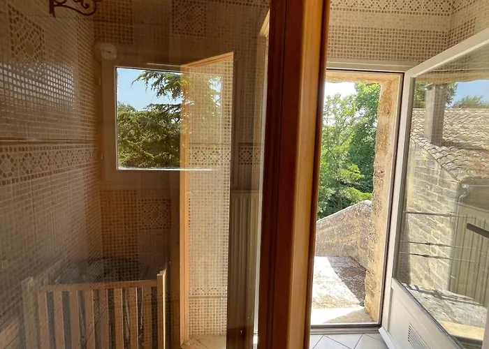 Chateau Les Boissieres Aux Portes D'uzes 26 Couchages Piscine Sauna En Bord De Riviere Cadre Exceptionnel