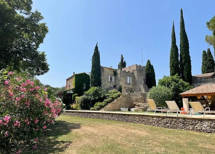 Chateau Les Boissieres Aux Portes D'uzes 26 Couchages Piscine Sauna En Bord De Riviere Cadre Exceptionnel *